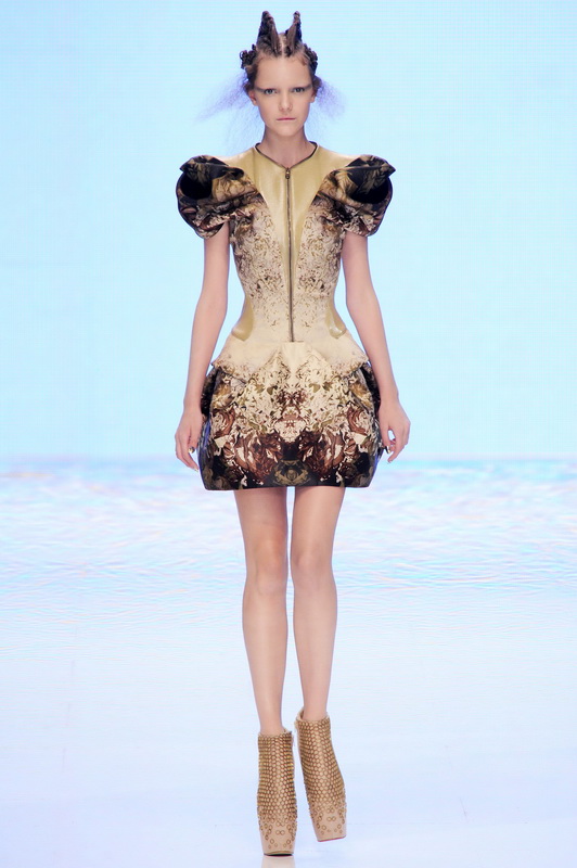 Alexander Mcqueen 10ĸͼƬ