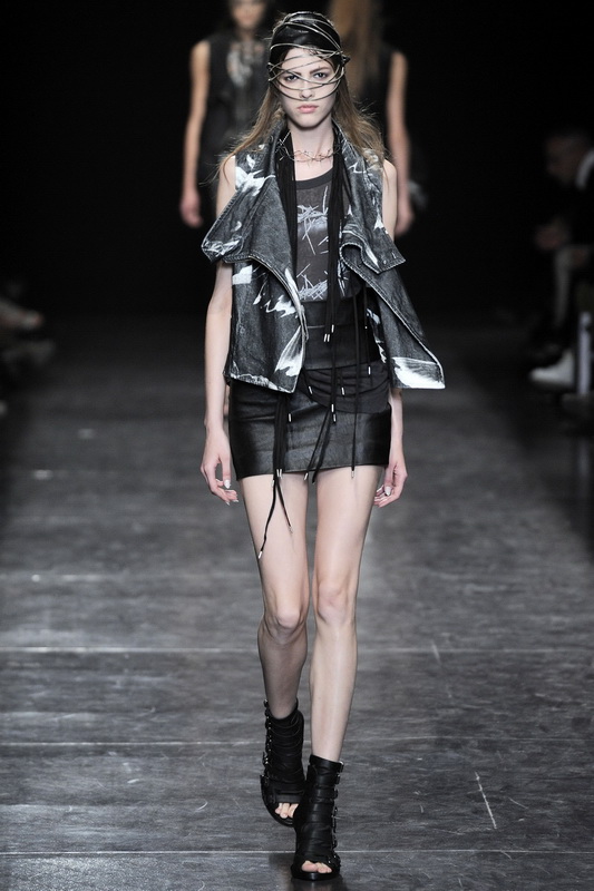 Ann Demeulemeester 10ĸͼƬ