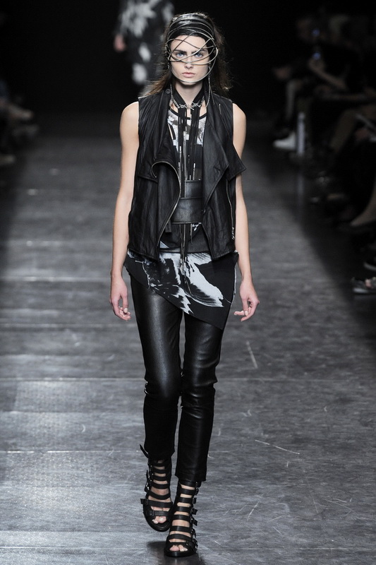 Ann Demeulemeester 10ĸͼƬ