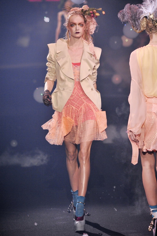 John Galliano 10ĸͼƬ