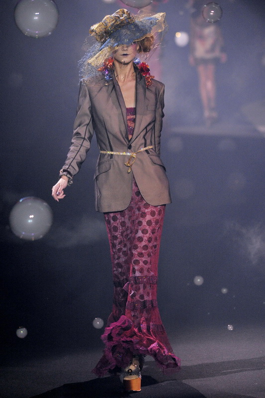 John Galliano 10ĸͼƬ