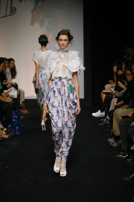 Tsumori Chisato 10ĸͼƬ