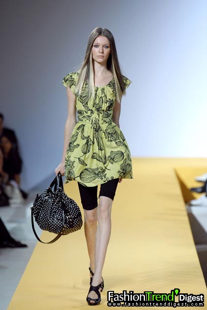 Moschino - Cheap & Chic 08ĸͼƬ