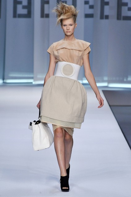 Fendi 09ĸͼƬ