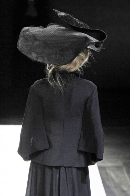 Yohji Yamamoto 09ĸͼƬ