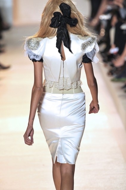 Christian Lacroix 09ĸͼƬ